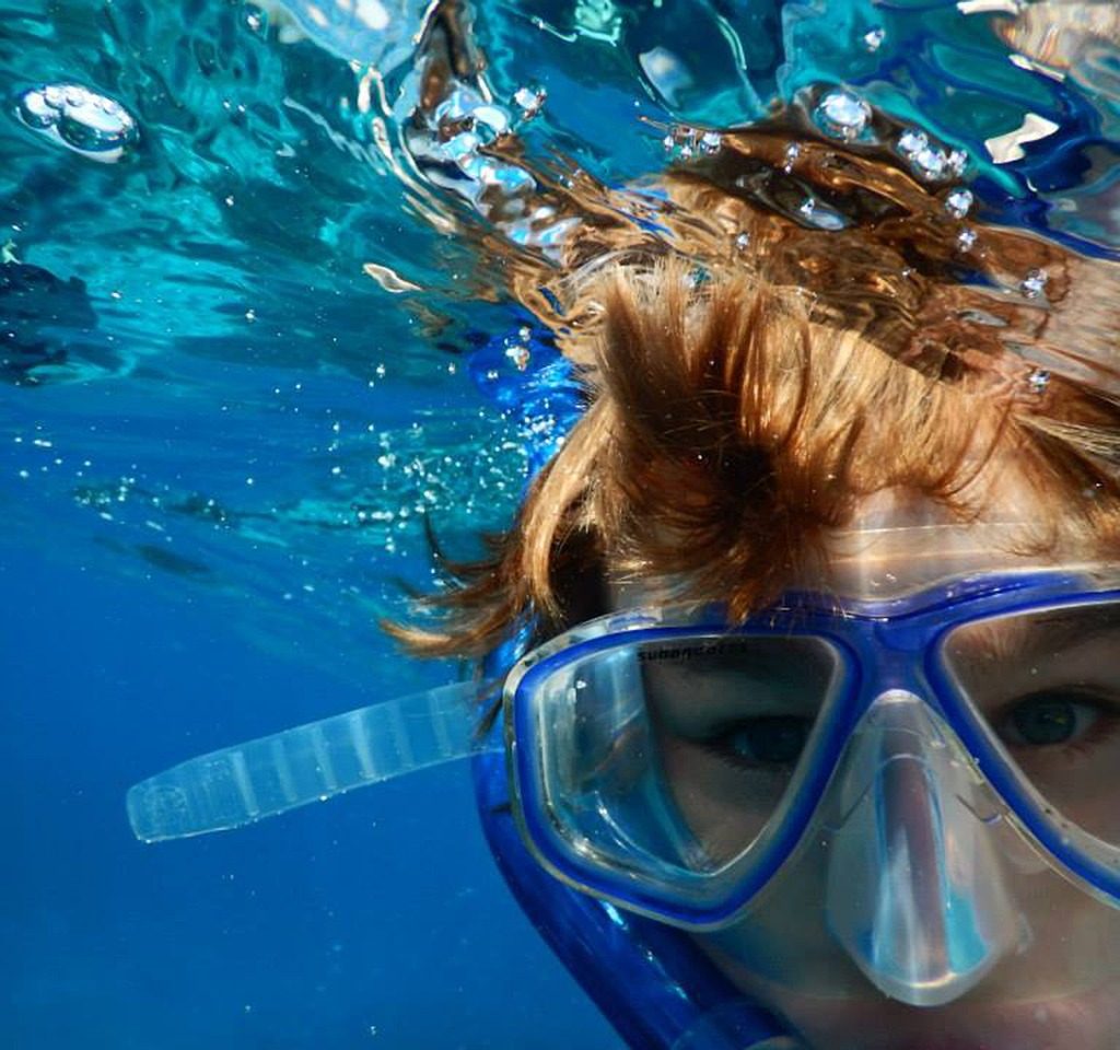 découvrez les merveilles sous-marines avec notre guide complet sur le snorkeling. explorez les plus magnifiques sites de plongée en apnée, apprenez les techniques essentielles et préparez-vous pour une expérience inoubliable au cœur de la vie marine.